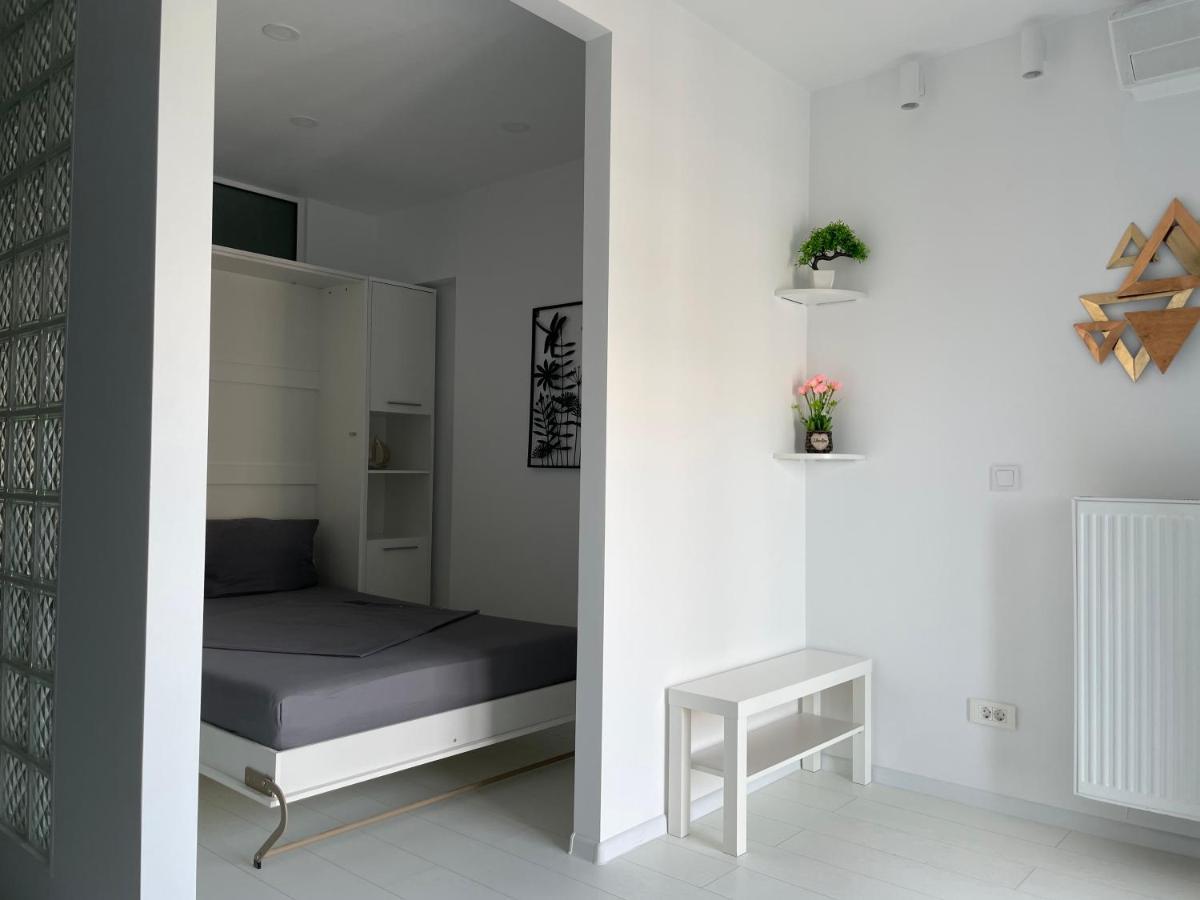 Luxury Westpark 2-Room Apartment Lakeview W5 Bucharest Exterior photo